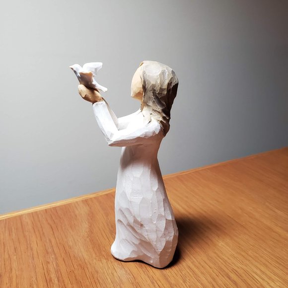 SOLD - Willow Tree Figurine, Soar 2012, ceramic girl figure with bird, NIB - Picture 4 of 10